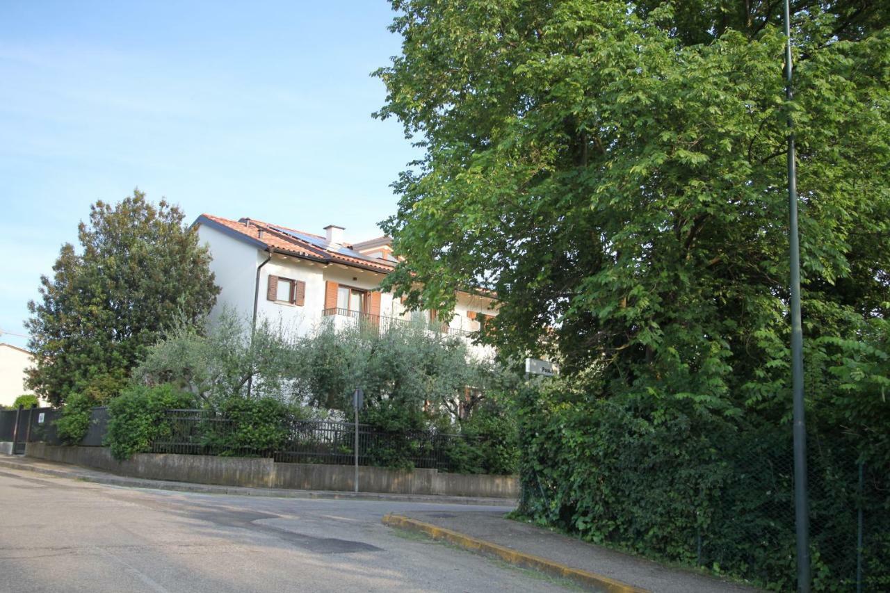 La Casa Bianca Loc.turistica *